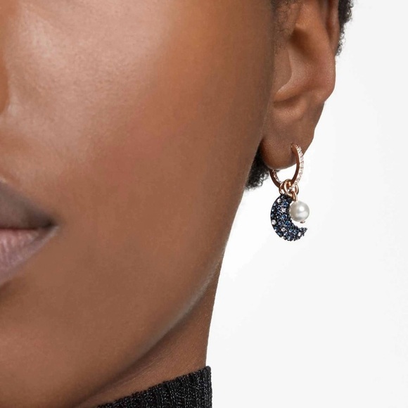 Swarovski Sublima Drop Earrings Asymmetrical Design, Moon, Rose Gold-Tone Plated - Picture 4 of 5